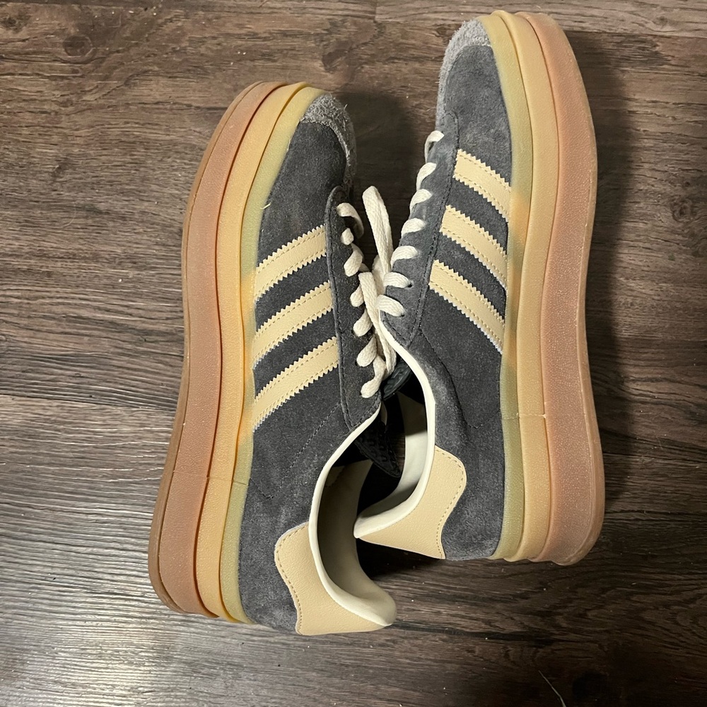 Adidas gazelle